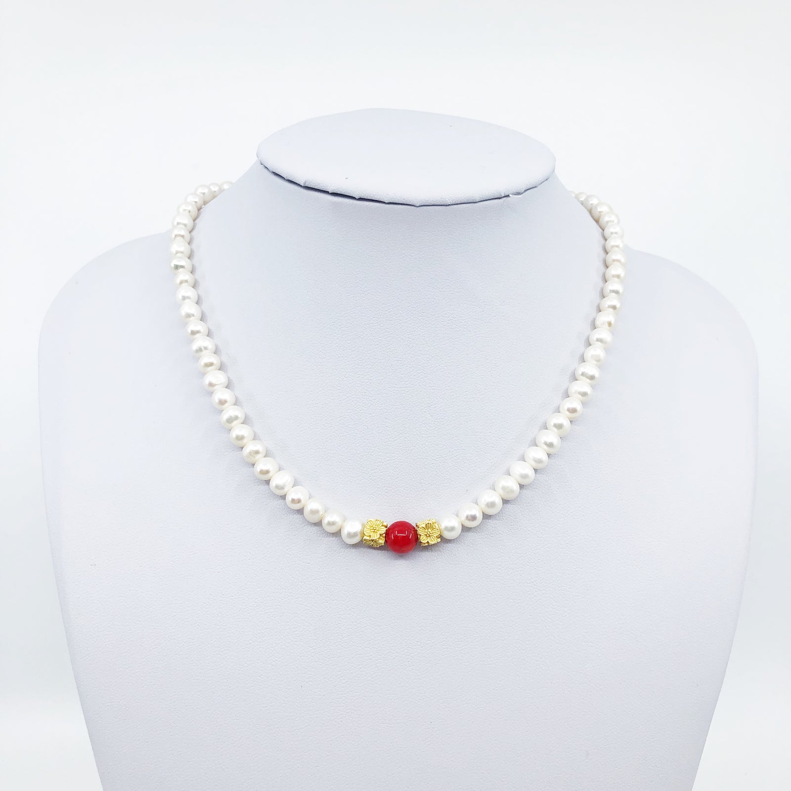 Plum Blossom Beaded Pearl Necklace